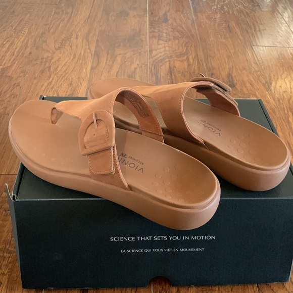 Vionic activate recovery sandals size 11 - Picture 13 of 16